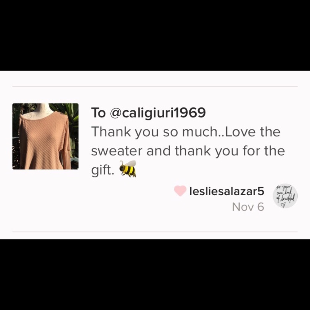 🎉🎉HP🎊🎊 New! Sexy Off Shoulder Sweater - Picture 5 of 6
